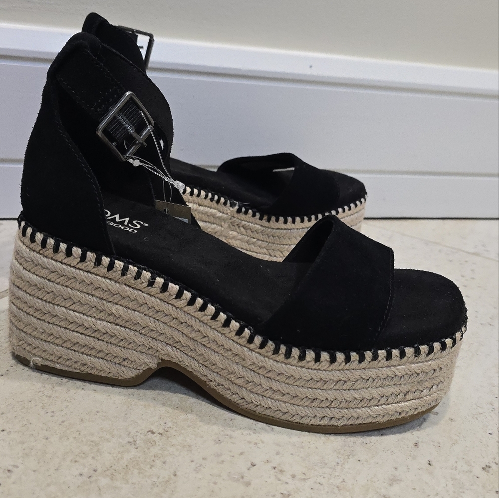 Toms Laila Suede Black Open Toe Black New With Tag
